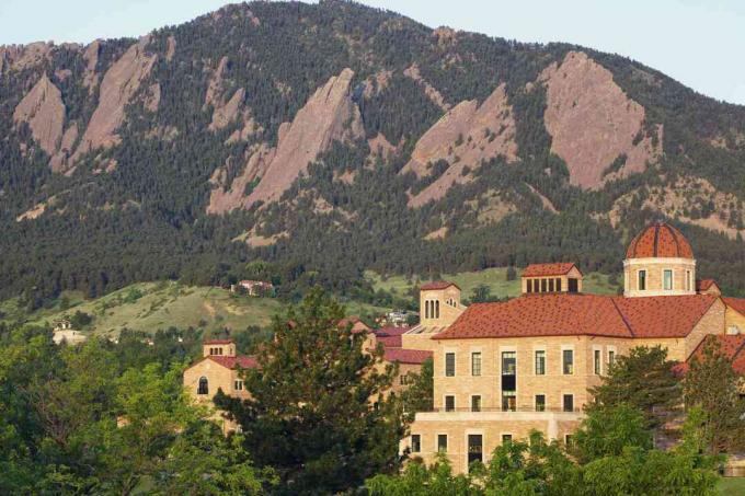 Universitatea din Colorado și Flatirons