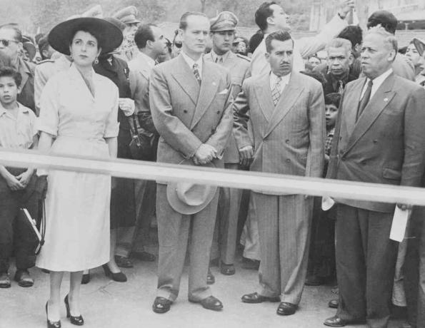 Președintele Guatemalaului, Jacobo Arbenz, și asociații după lovitura de stat din 1954 susținută de SUA
