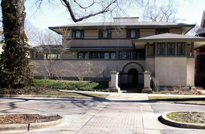 Frank W. Thomas House, de Frank Lloyd Wright, în Oak Park, Illinois