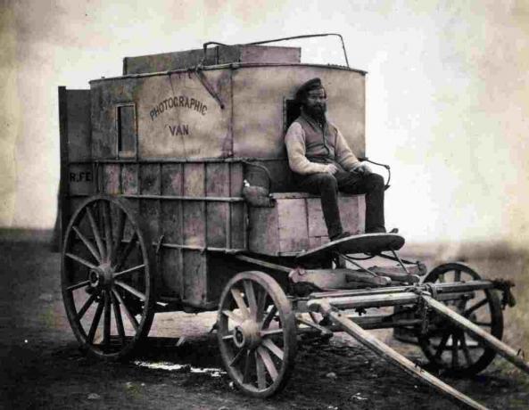 Fotografia fotografiei lui Roger Fenton folosită în războiul Crimeei