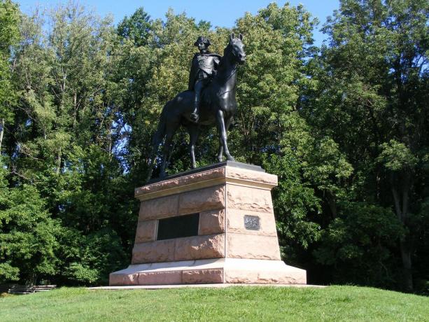 Statuia ecvestră a generalului maior Anthony Wayne