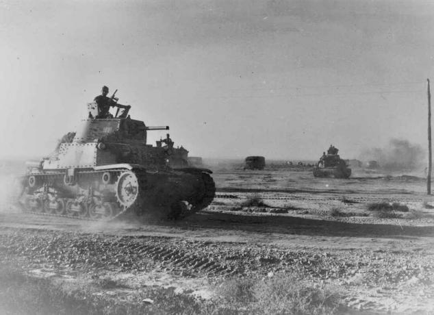 Tancuri italiene la bătălia de la Gazala
