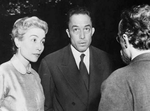 Câștigătorul premiului Nobel Albert Camus și soția Sa