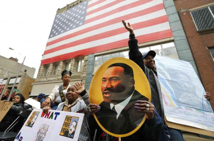 Memphis marchează Martin Luther King Day, cu martie la Lorraine Motel