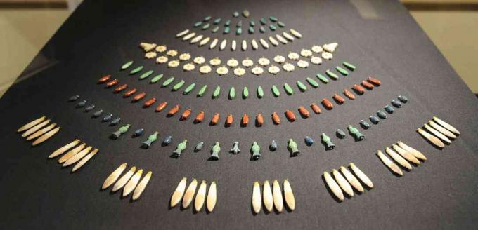 New Kingdom Faience Beads (1400–1200 î.e.n.)