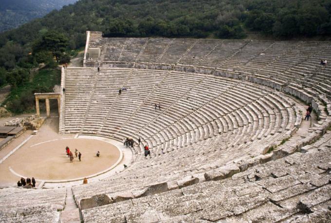 Teatrul din Epidauros