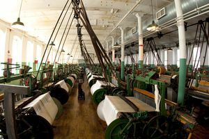 Fotografie a unei fabrici textile restaurate din Lowell, Massachusetts
